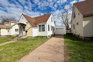 502 Mansfield St, Chippewa Falls, WI 54729 - Photo 2