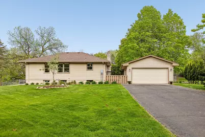 9509 Briar Circle, Bloomington, MN 55437 - Photo 6