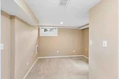 9509 Briar Circle, Bloomington, MN 55437 - Photo 28