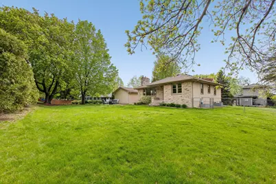9509 Briar Circle, Bloomington, MN 55437 - Photo 4