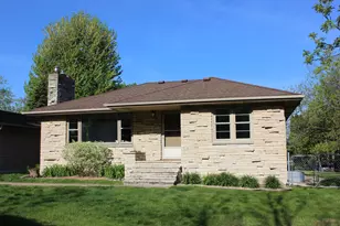 9509 Briar Cir, Bloomington, MN 55437 - Photo 2
