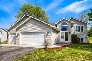 122 Alva St, Waconia, MN 55387 - Photo 1