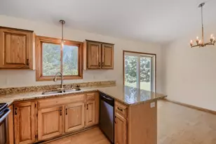 122 Alva St, Waconia, MN 55387 - Photo 12