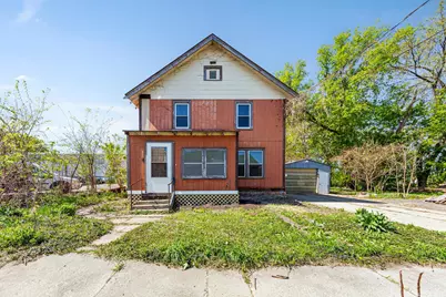 129 W Ruth Street, Mankato, MN 56001 - Photo 1