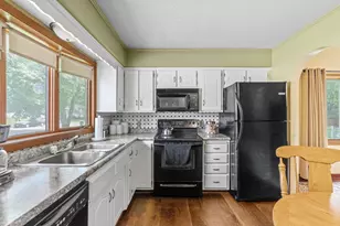 8223 Queen Ave N, Brooklyn Park, MN 55444 - Photo 4