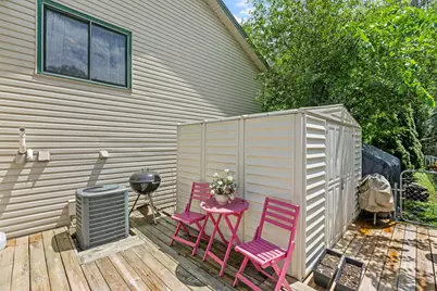 8223 Queen Avenue N, Brooklyn Park, MN 55444 - Photo 40
