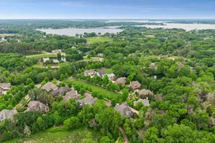2224 Portico Grn, Wayzata, MN 55391 - Photo 6