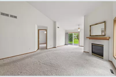 6437 Brook Lane, Savage, MN 55378 - Photo 10
