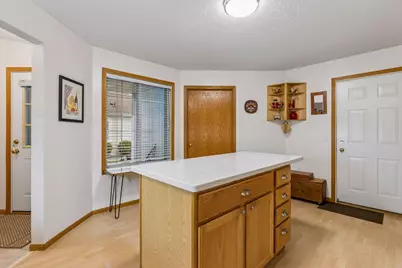 10953 Lexington Drive, Eden Prairie, MN 55344 - Photo 20