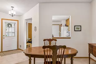 10953 Lexington Dr, Eden Prairie, MN 55344 - Photo 12