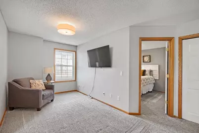890 Braunworth Court, Chaska, MN 55318 - Photo 14