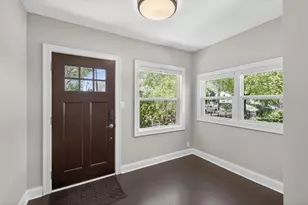 1310 Thomas Ave N, Minneapolis, MN 55411 - Photo 2