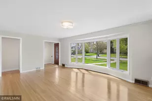 915 Nebraska Ave W, Saint Paul, MN 55117 - Photo 4