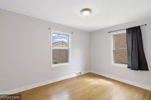 915 Nebraska Ave W, Saint Paul, MN 55117 - Photo 18