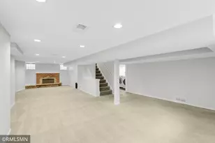 915 Nebraska Ave W, Saint Paul, MN 55117 - Photo 26