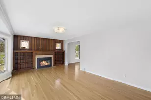 915 Nebraska Ave W, Saint Paul, MN 55117 - Photo 2