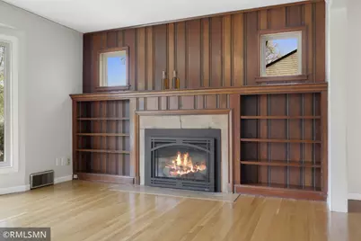 915 Nebraska Avenue W, Saint Paul, MN 55117 - Photo 6