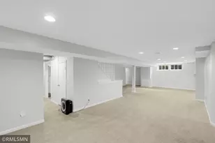 915 Nebraska Ave W, Saint Paul, MN 55117 - Photo 28