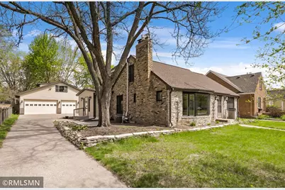 915 Nebraska Avenue W, Saint Paul, MN 55117 - Photo 1