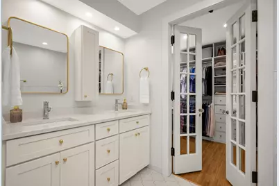 2224 W Lake Of The Isles Parkway, Minneapolis, MN 55405 - Photo 56