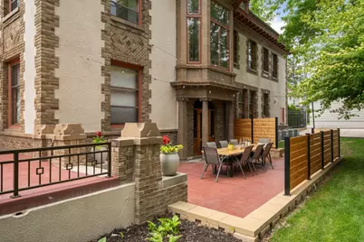 2224 W Lake Of The Isles Parkway, Minneapolis, MN 55405 - Photo 8