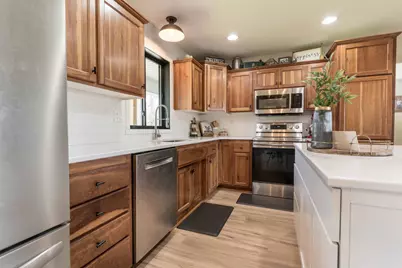 506 E Summit Street, Battle Lake, MN 56515 - Photo 24