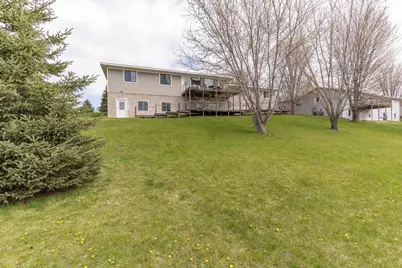 506 E Summit Street, Battle Lake, MN 56515 - Photo 8