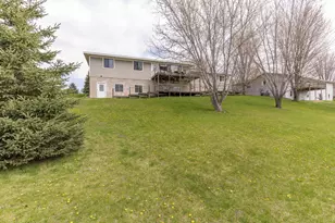 506 E Summit St, Battle Lake, MN 56515 - Photo 8