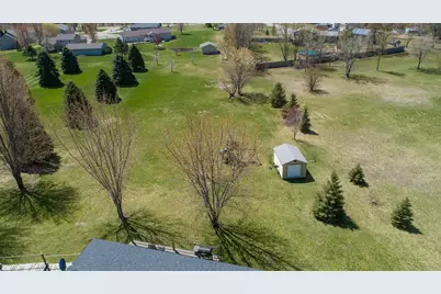 506 E Summit Street, Battle Lake, MN 56515 - Photo 70