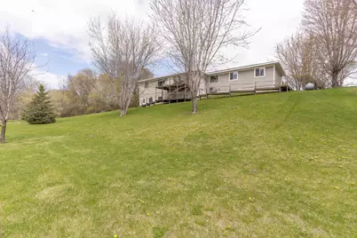 506 E Summit Street, Battle Lake, MN 56515 - Photo 10