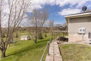 506 E Summit St, Battle Lake, MN 56515 - Photo 14