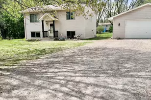 1455 Adams St S, Cambridge, MN 55008 - Photo 4