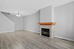 1234 Crystal Pl E, Chaska, MN 55318 - Photo 6