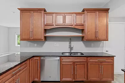 1234 Crystal Place E, Chaska, MN 55318 - Photo 16