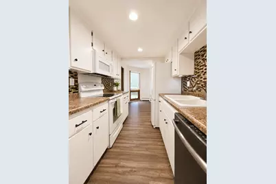 13709 Nicollet Avenue #101, Burnsville, MN 55337 - Photo 8