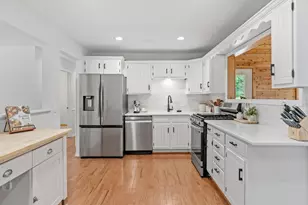 4651 Bedford Rd, Mound, MN 55364 - Photo 8