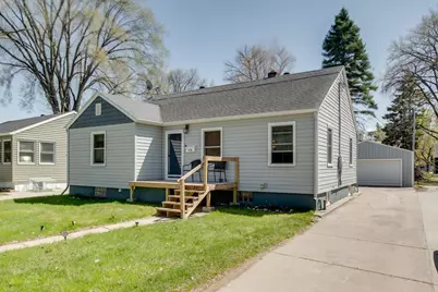 1630 6th Avenue S, Fargo,  58103 - Photo 1