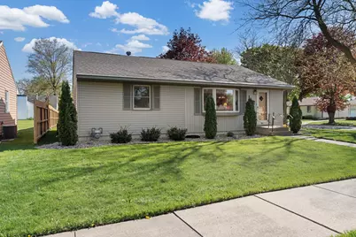 1900 5th Avenue SE, Austin, MN 55912 - Photo 2