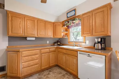 1900 5th Avenue SE, Austin, MN 55912 - Photo 20