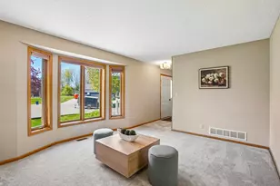6262 Fernbrook Ln N, Maple Grove, MN 55311 - Photo 10