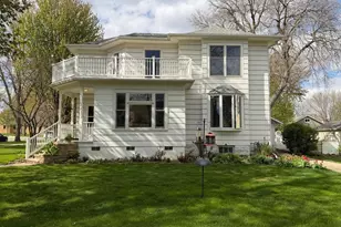 504 N Estey St, Luverne, MN 56156 - Photo 2