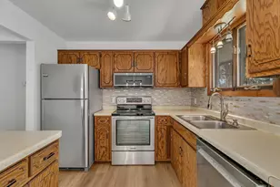 1391 Riverside Ave N, Sartell, MN 56377 - Photo 8