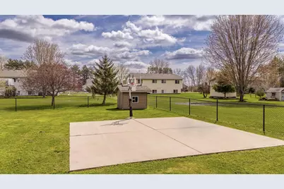 339 11th Street NE, Milaca, MN 56353 - Photo 6