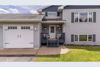 339 11th Street NE, Milaca, MN 56353 - Photo 10