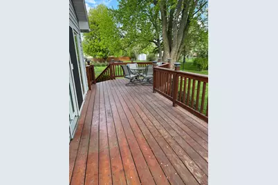799 4th Street SW, Wells, MN 56097 - Photo 6