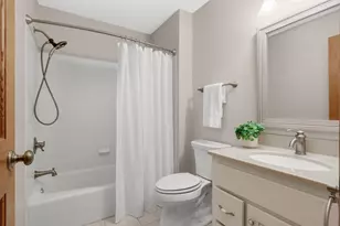 1705 James Ct, Burnsville, MN 55337 - Photo 30