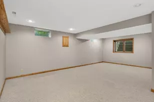 1705 James Ct, Burnsville, MN 55337 - Photo 34