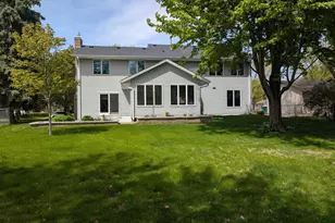 1705 James Ct, Burnsville, MN 55337 - Photo 2