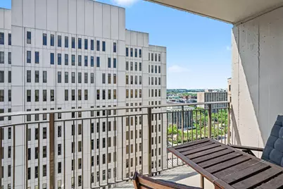 121 Washington Avenue S #1911, Minneapolis, MN 55401 - Photo 4