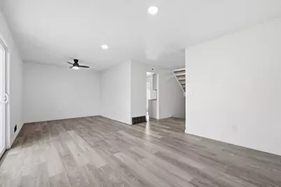 323 E 43rd Street, Minneapolis, MN 55409 - Photo 12